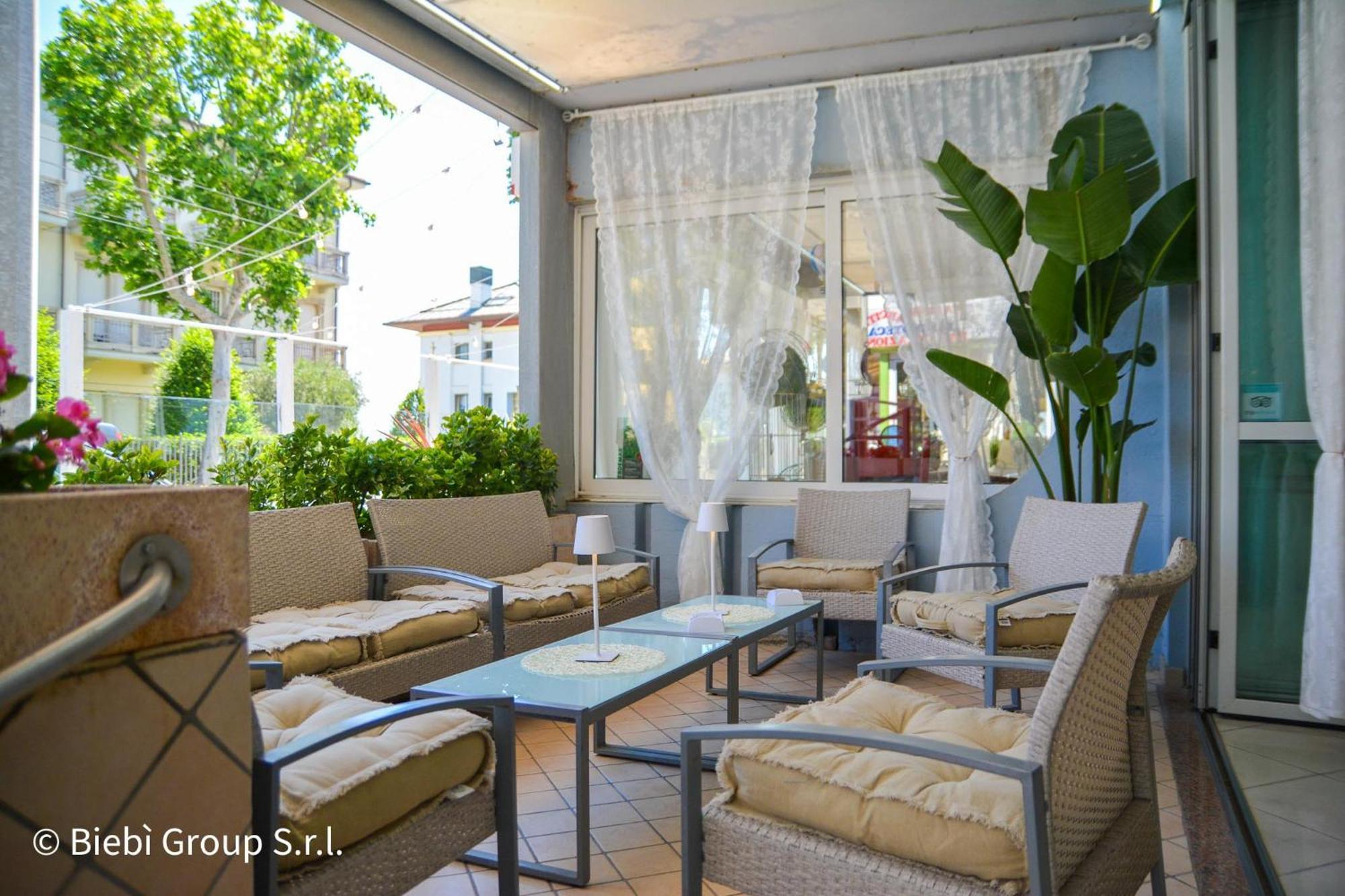 Hotel Giorg - Waterpark Included Rimini Exterior foto